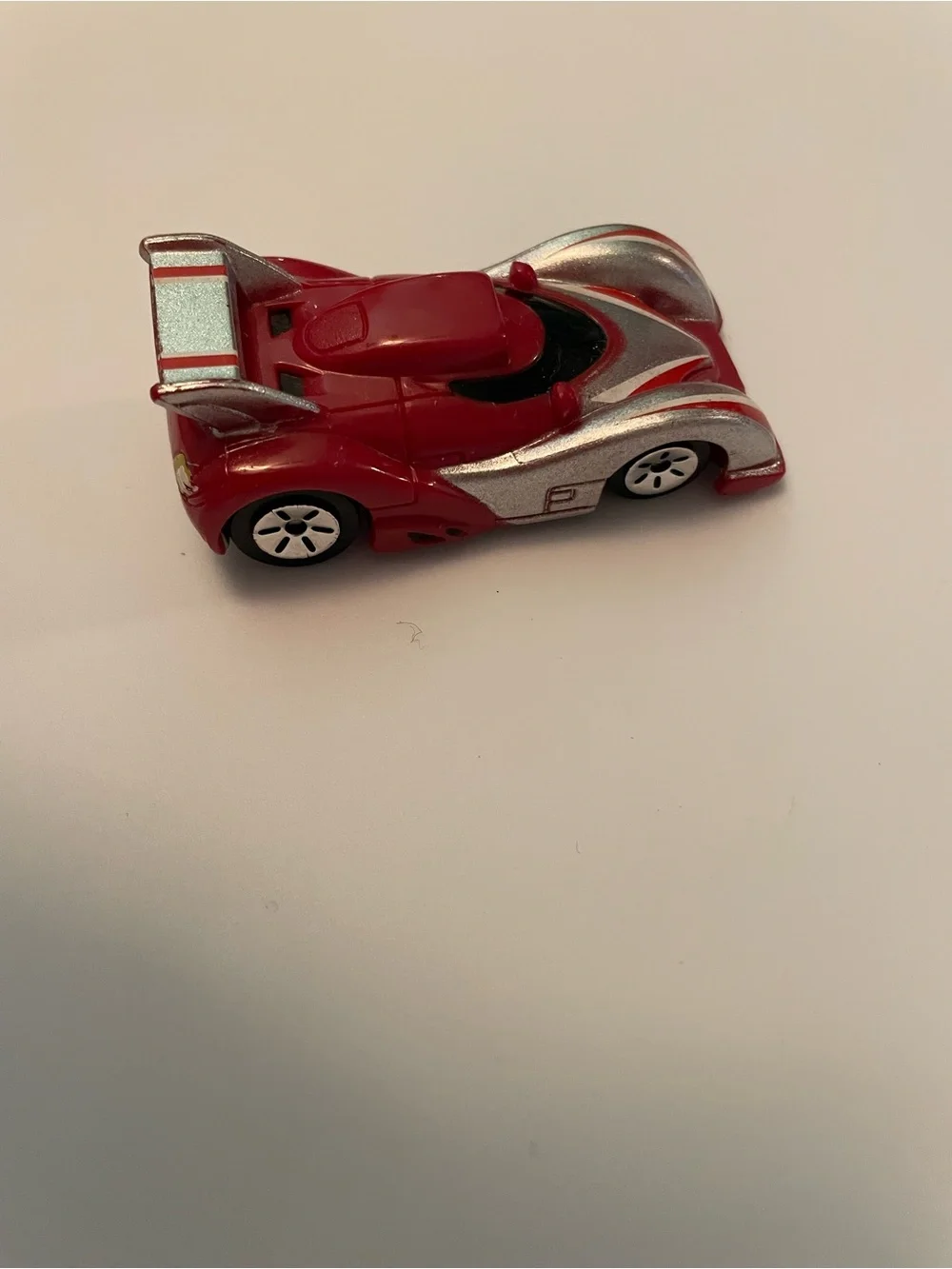 Maisto MCG-64 Diecast Race Car Red and Silver Plastic